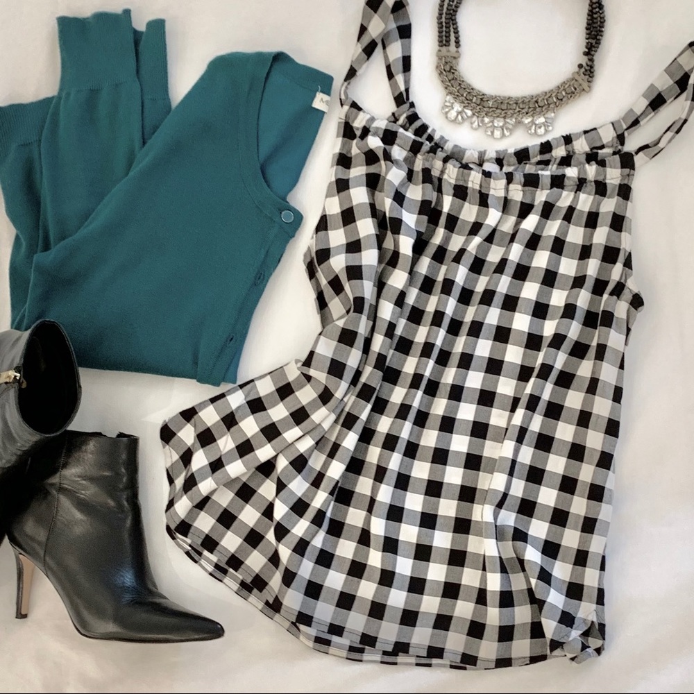 LOFT black and white sleeveless checkered top sz M